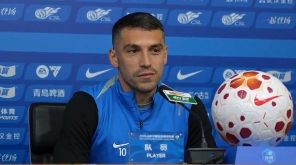 开云-斯坦丘：感谢武汉球迷对我的爱和支持，在这有很多美好的回忆