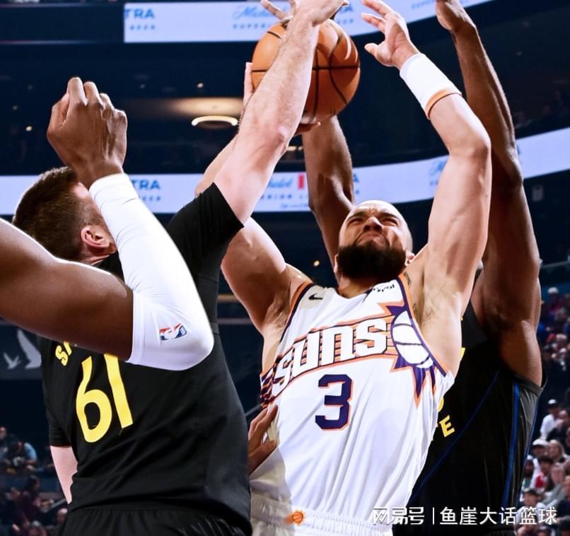 kaiyun中国官网-勇士101-97太阳！科尔终于看清现实，库里谈波尔津吉斯也把话挑明