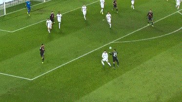 【德甲】莱万点射+中柱 奥格斯堡点球中柱 拜仁客胜